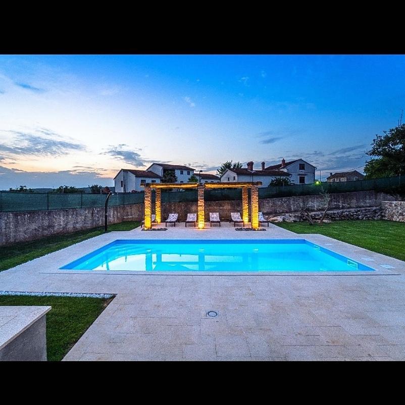 Villa Campiello Heated Pool Vrbnik Exteriör bild